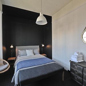 Zimmer mit Queensize-Bett